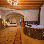 Cappadocia Secret Hill Cave Гореме