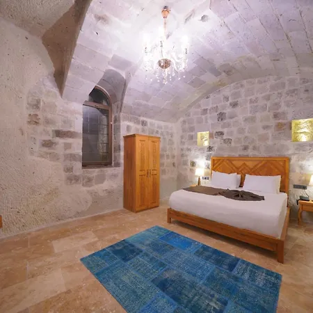 Cappadocia Secret Hill Cave מלון