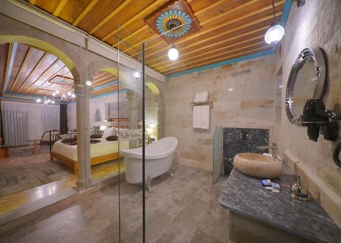 Cappadocia Secret Hill Cave Hotel *